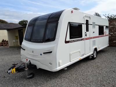 Bailey Unicorn Cadiz - 2018- 4 Berth - End Washroom - Caravan For Sale